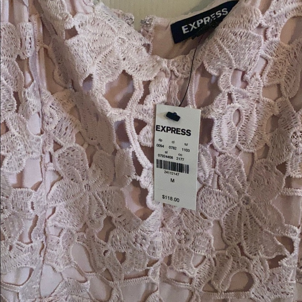 Dress - Picture 4 of 4